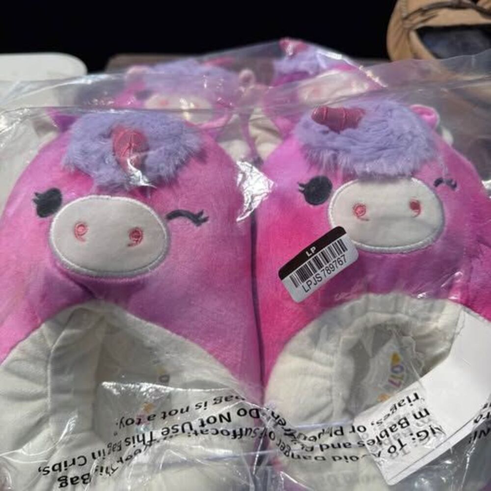 Squishmallow Lola Unicorn Purple Slippers L (2/3)